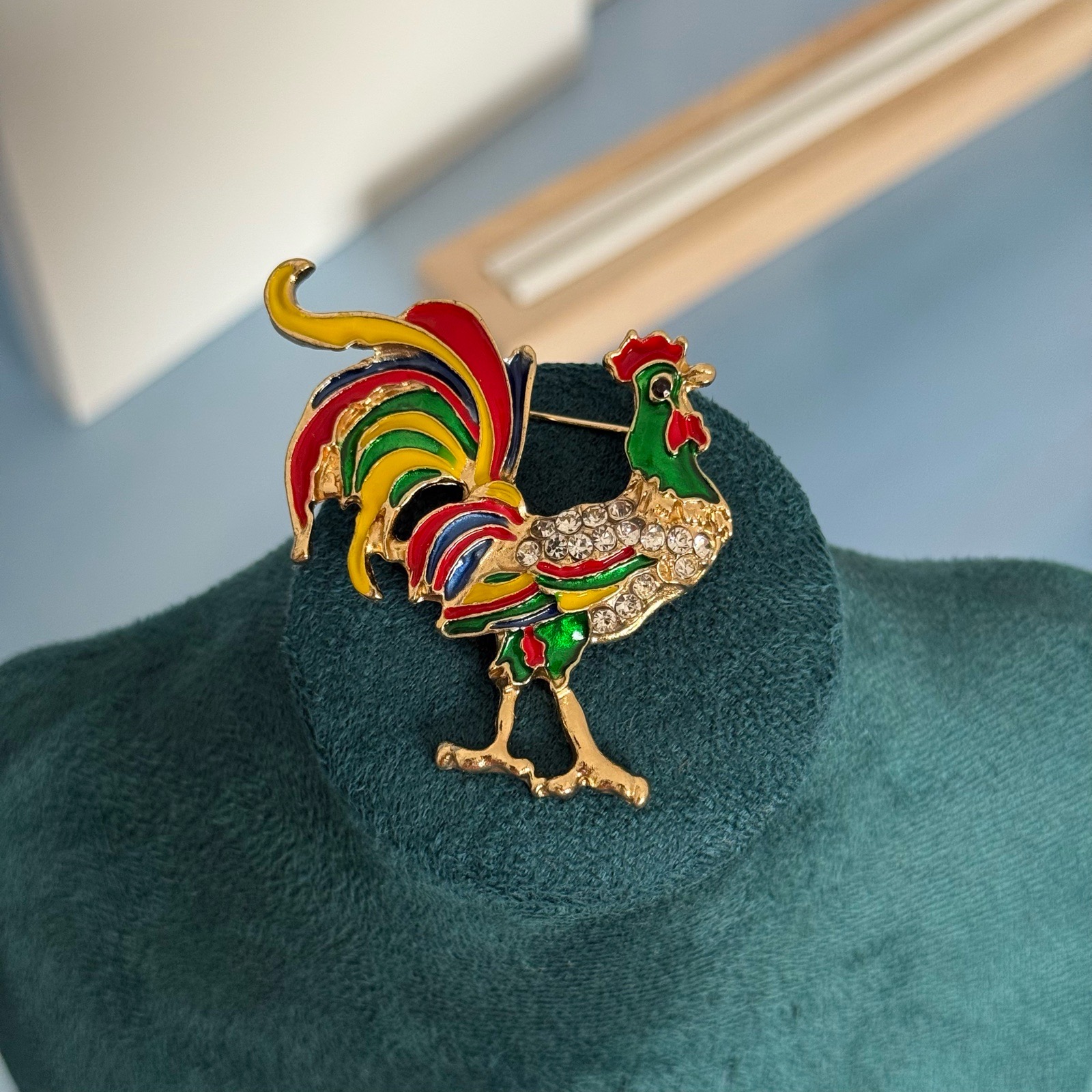 Colourful Rooster brooch with rhinestones