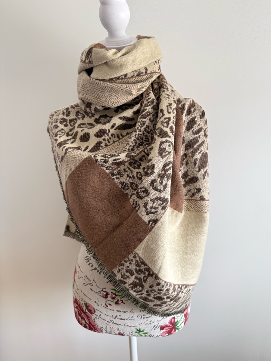 Autumn/Winter Leopard Print Scarf