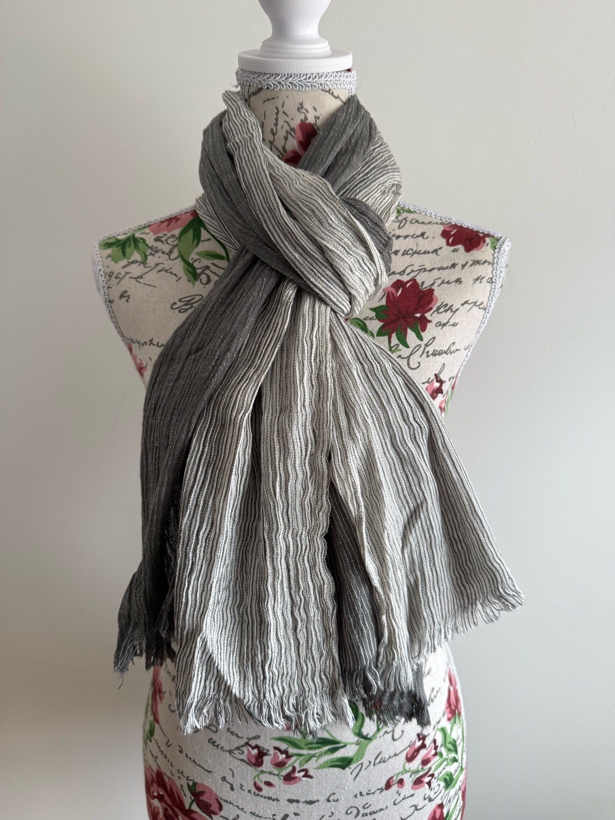 Men'S Lightweight Crumpled Scarf