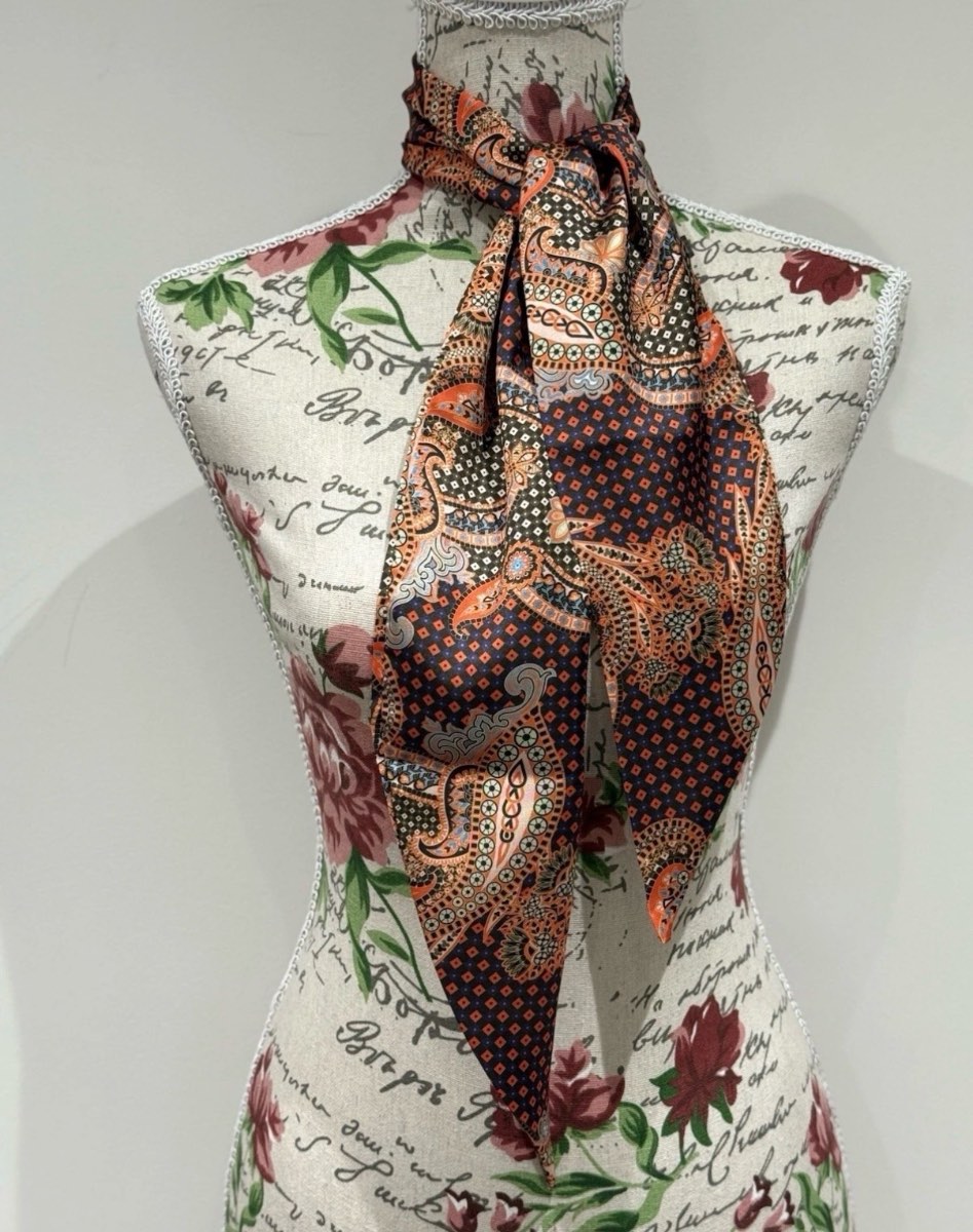 Large Diagonal Scarf
