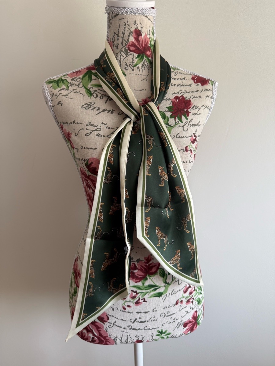 Elegant Women’s Polyester Scarf – Leopard Print – Green