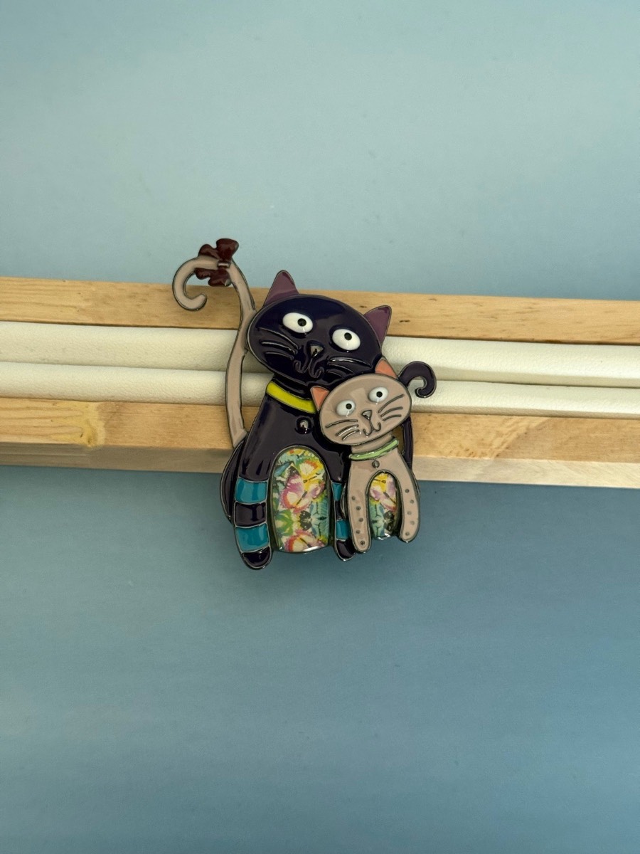 Purple Enamel Two Cats Brooch