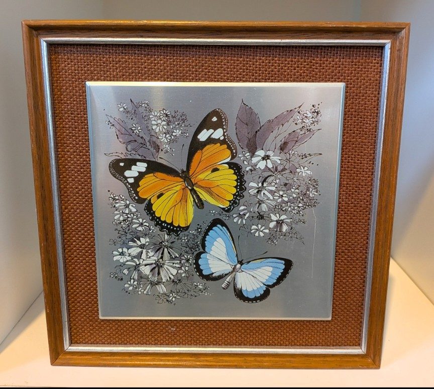 Vintage Butterfly Picture Wall Art Retro Floral Silver Panel Framed Décor