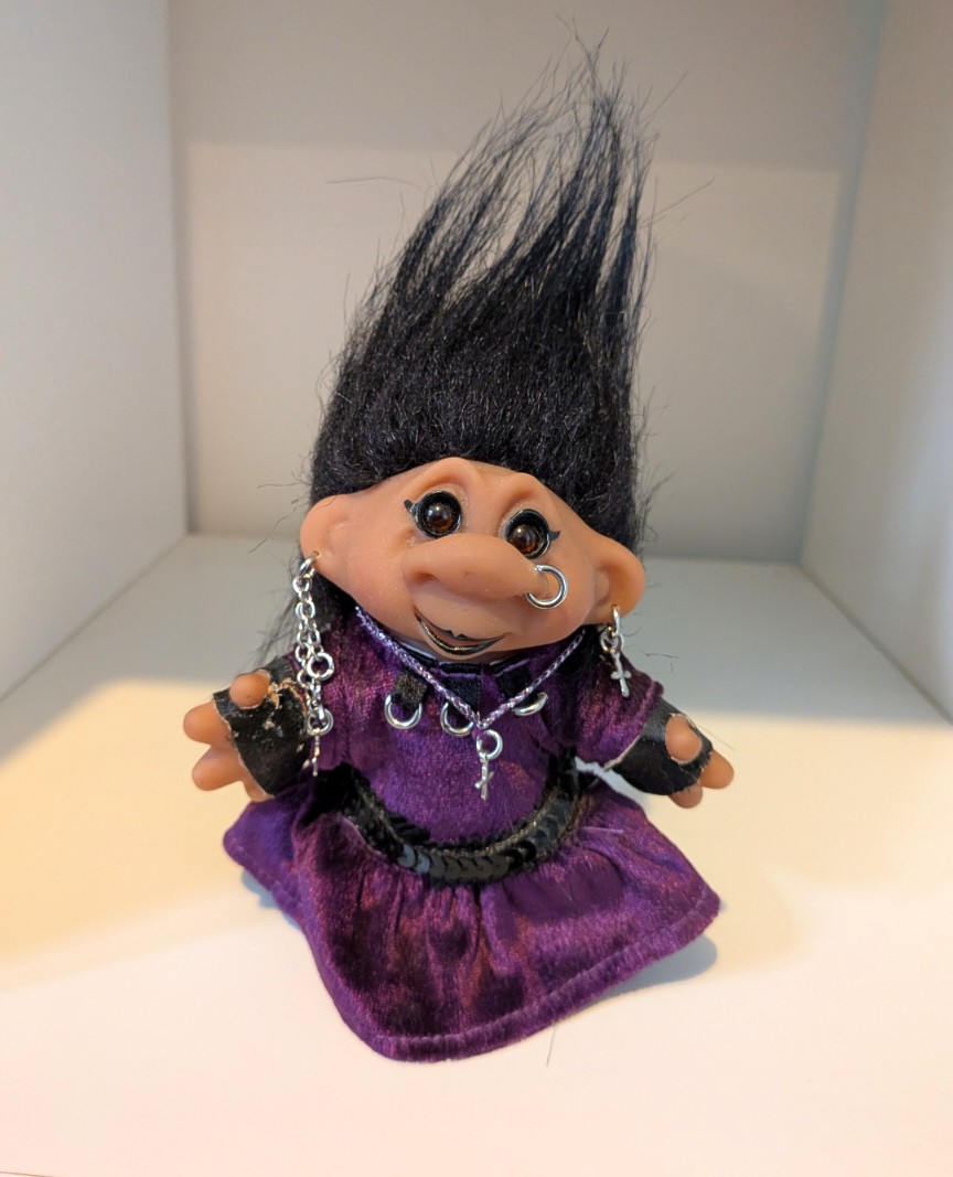 Rare Vintage 1986 DAM Things Gothic Troll Doll 5" Purple Gothic Outfit