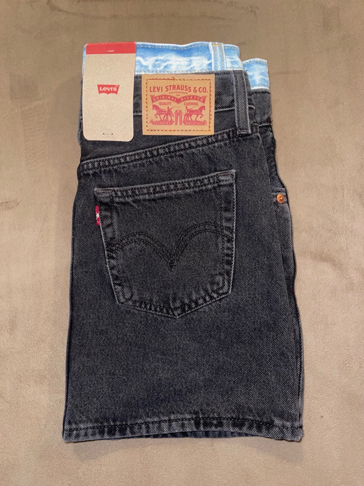 Levi’s Mini Denim Skirt W24 Black BNWT Women’s Genuine Contrast Waist