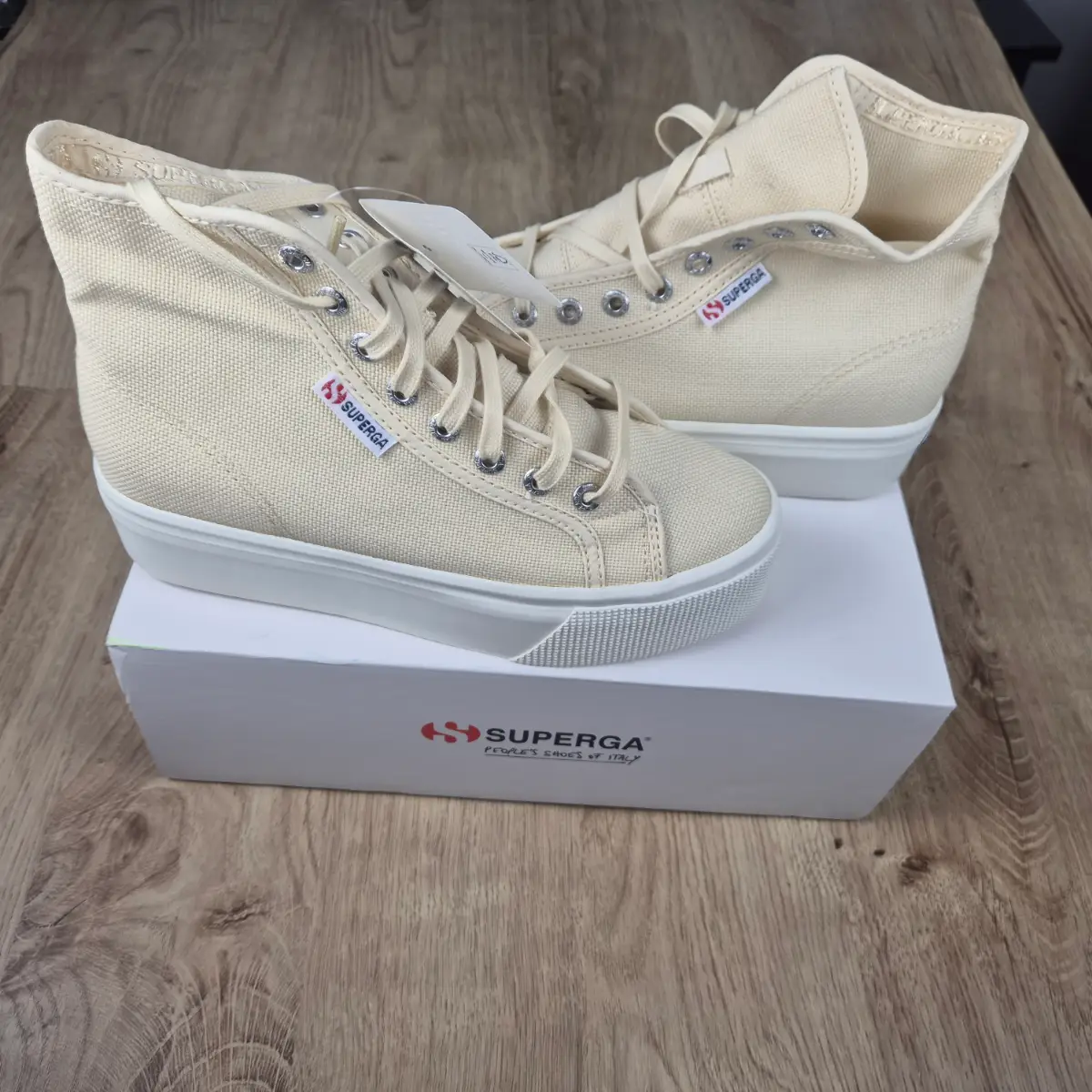 Brand New Superga 2708 Hi Top Platform Trainers Beige UK 5 / EU 38