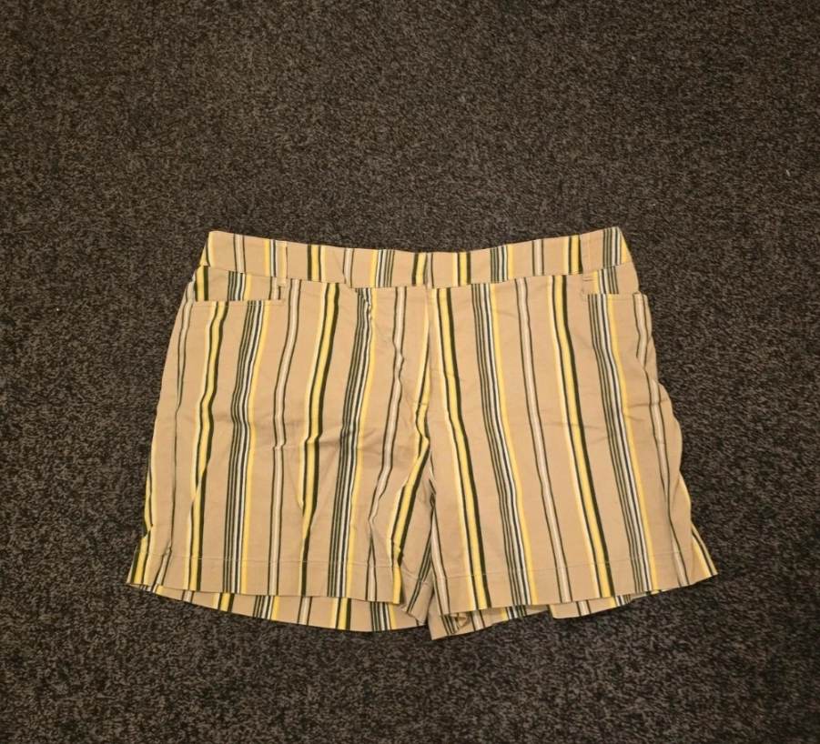 agenda shorts plus size  size 24