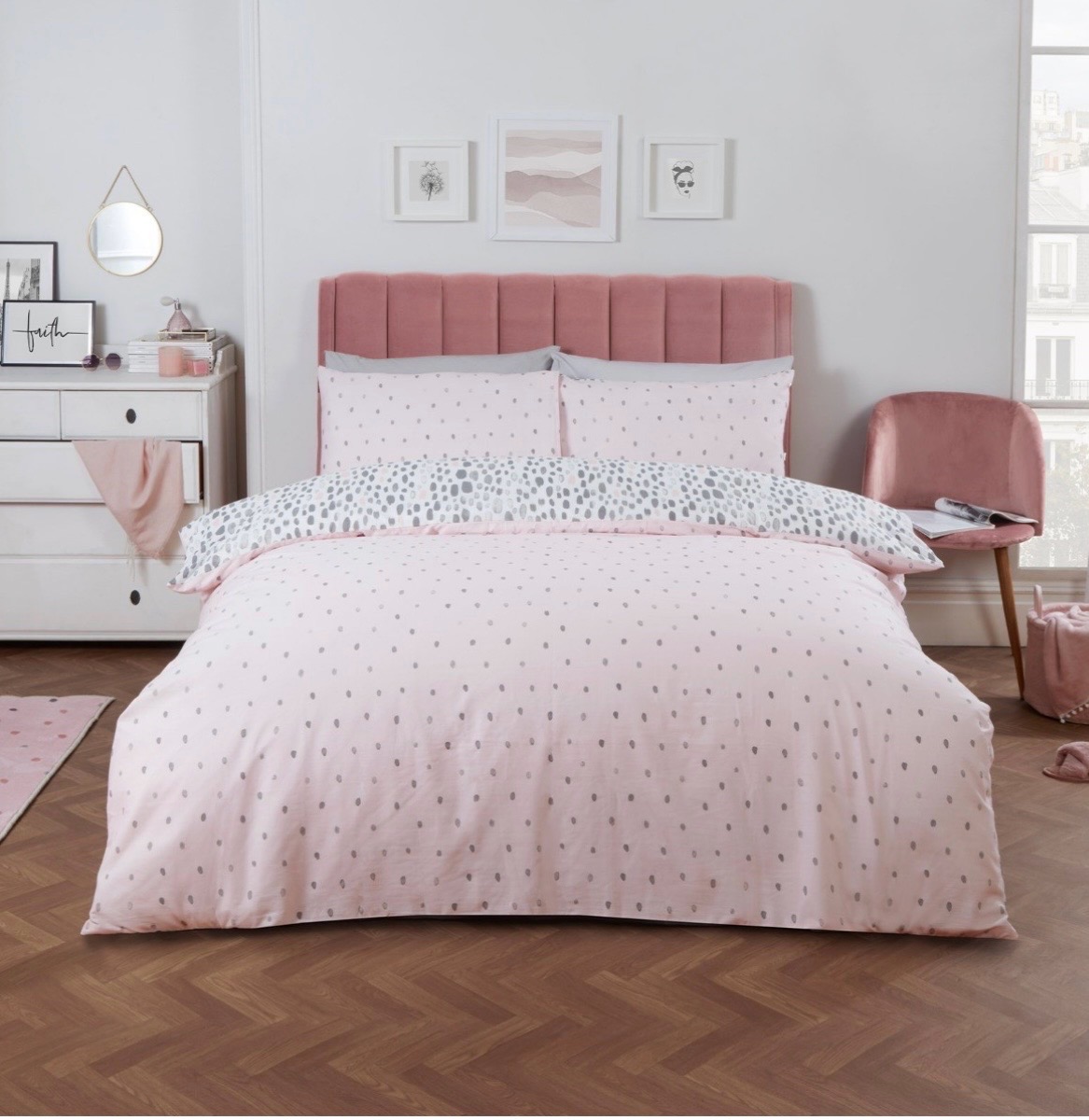 Double reversible duvet set