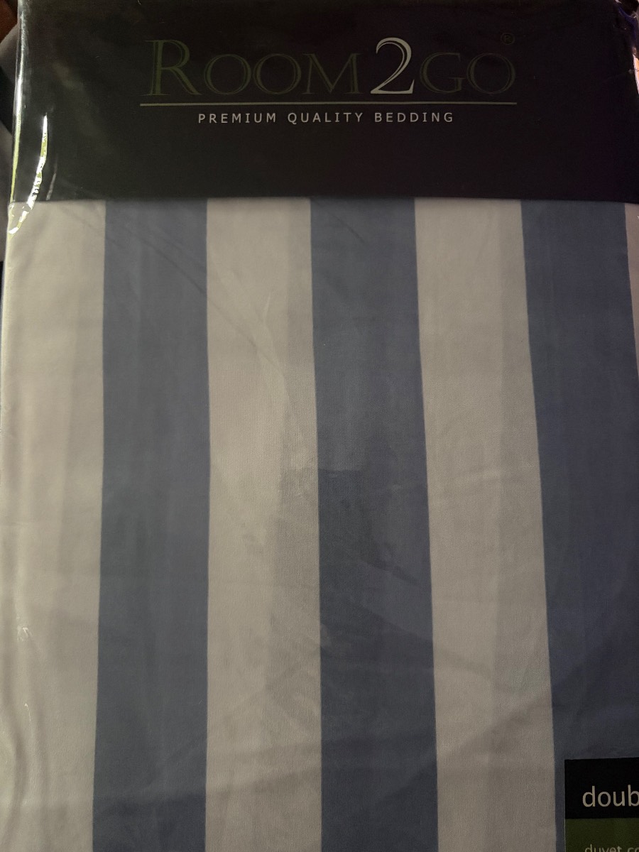 Double duvet set in blue stripe