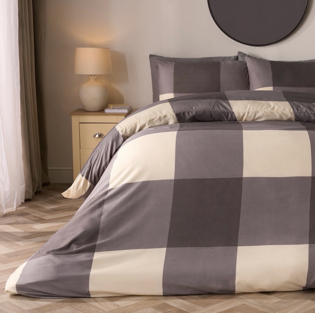 Double duvet set in grey check