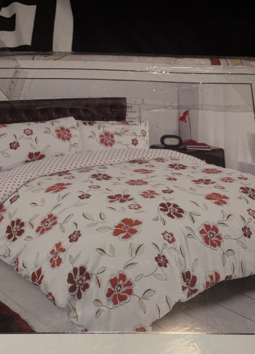 Brand new king size duvet set