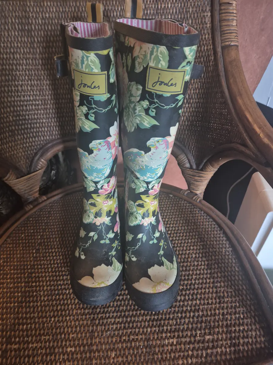 Joules wellington boots size 5
