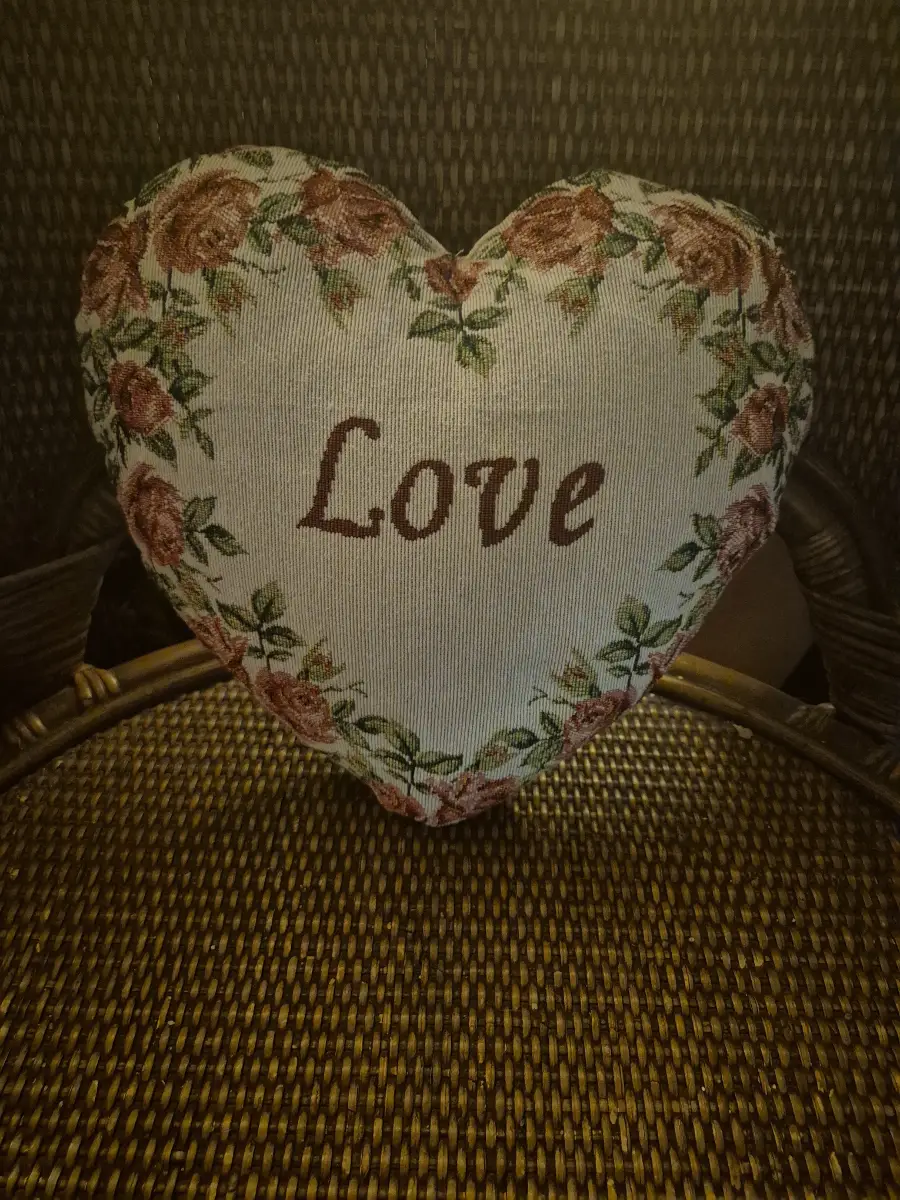 vintage past times, embrodiered heart shaped cushion