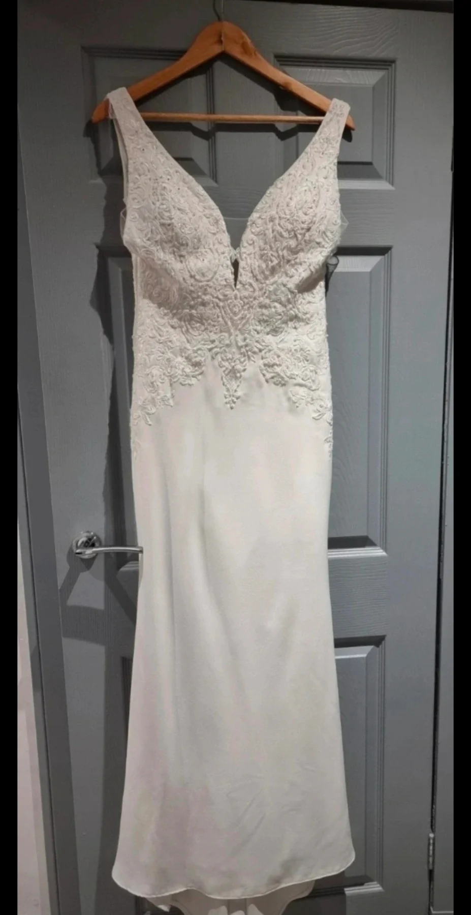 Wed2b Odyssey wedding dress  size 14 but more size 12.