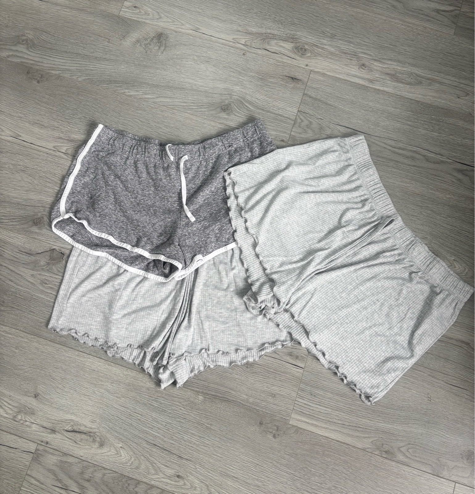 3 Pairs Ladies Grey Shorts Bundle – George – Size 18/XL