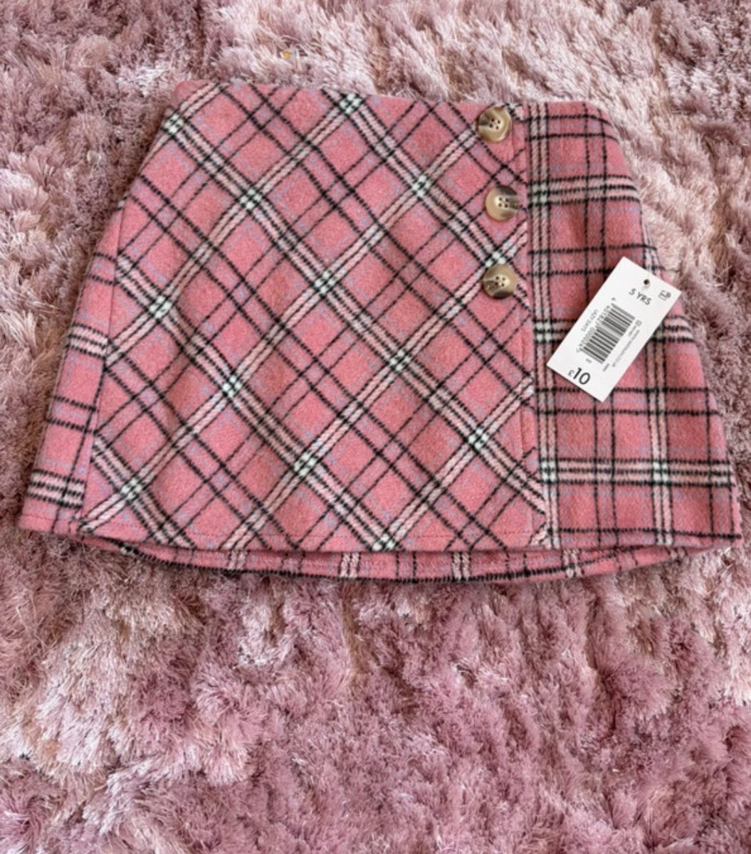 Girls skirt