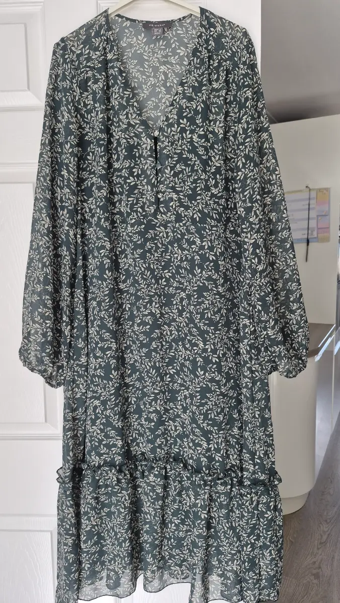 Primark teired dress