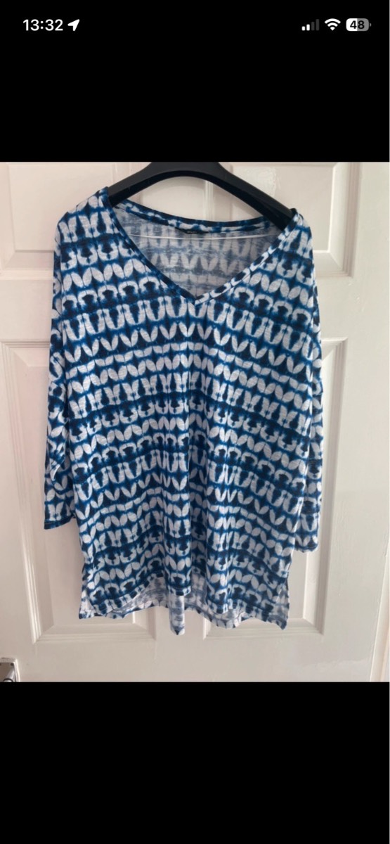 F&F 3 1/4 top multi colour in size 22