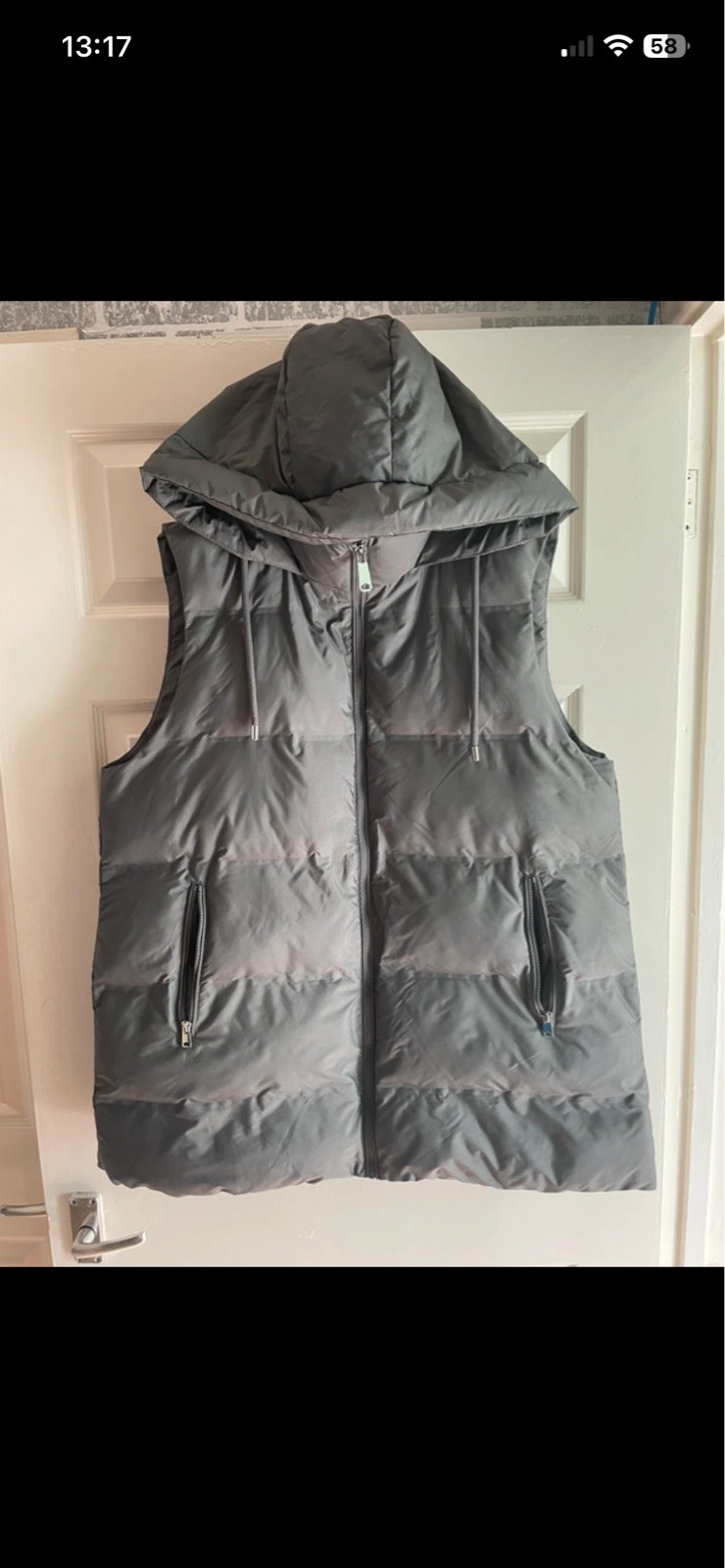 Primark hooded gilet in grey in size XL 18-20