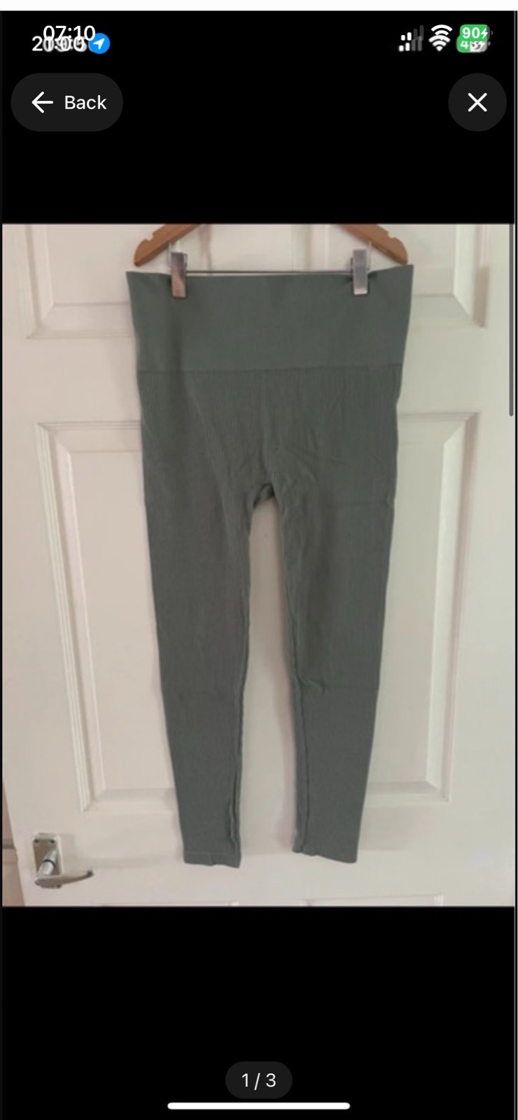 Women's Stradivarius olive green ribbed leggings in size XL 14
