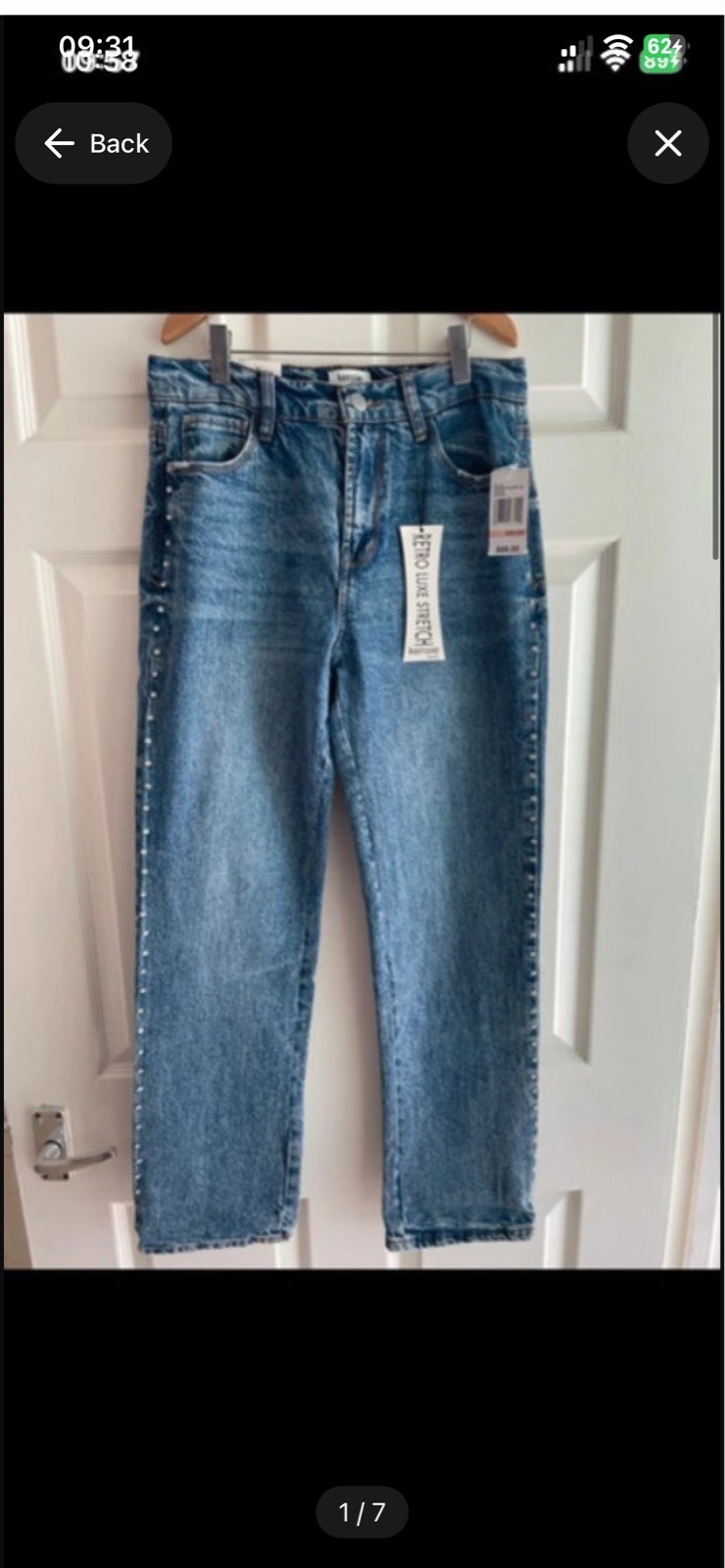 Womens Kensie "The Astrid" high rise straight jeans with diamantés down the side in size W28" L28"