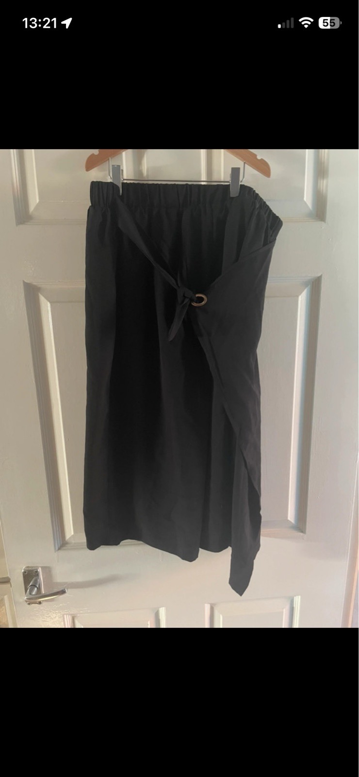 Shein curve 3 1/4 black trousers in size XL
