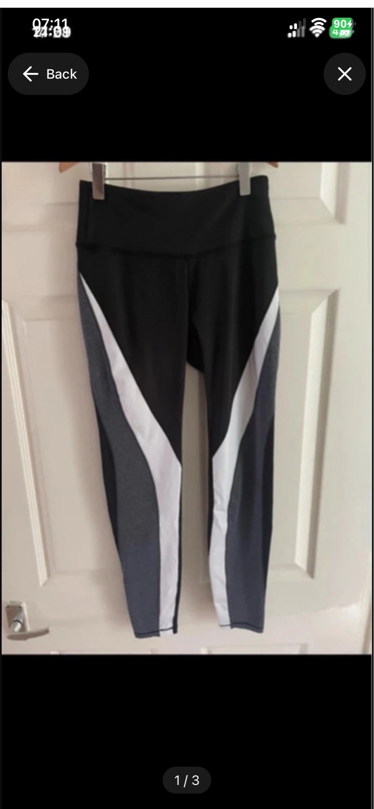 Women's H&M sport activewear leggings, black in size small