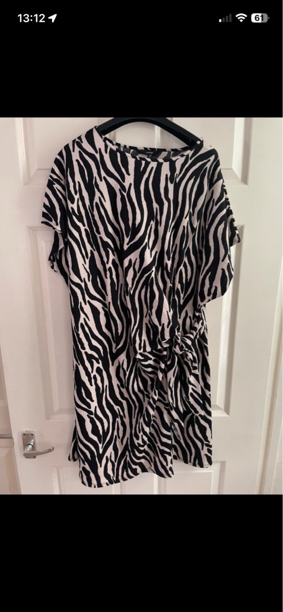George long dress in black/white in size 20