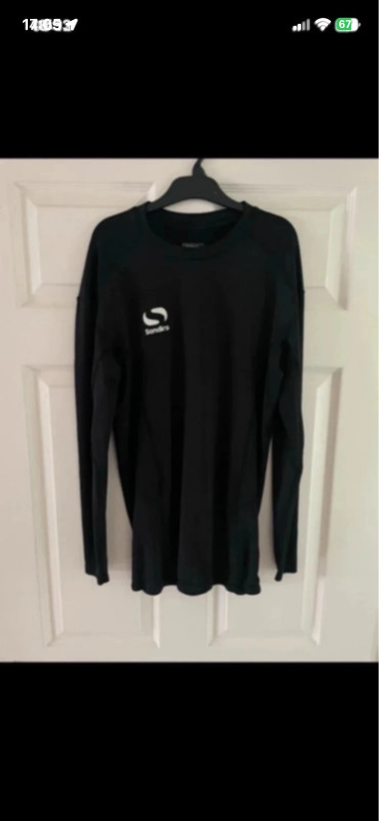 Sondico black long sleeved activewear top with elasticated bottom size XL
