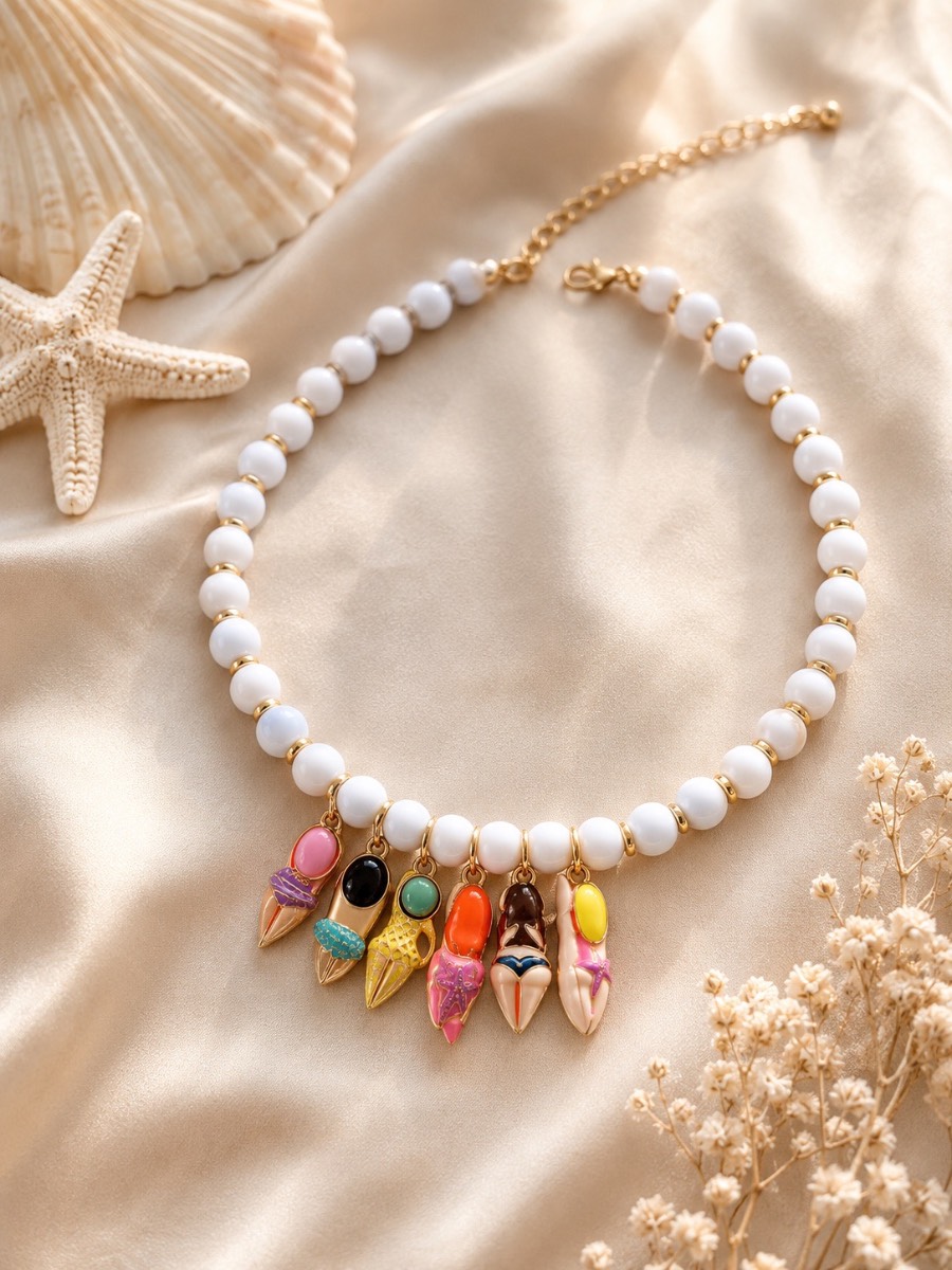 Beach babes beaded necklace, real statement piece!!