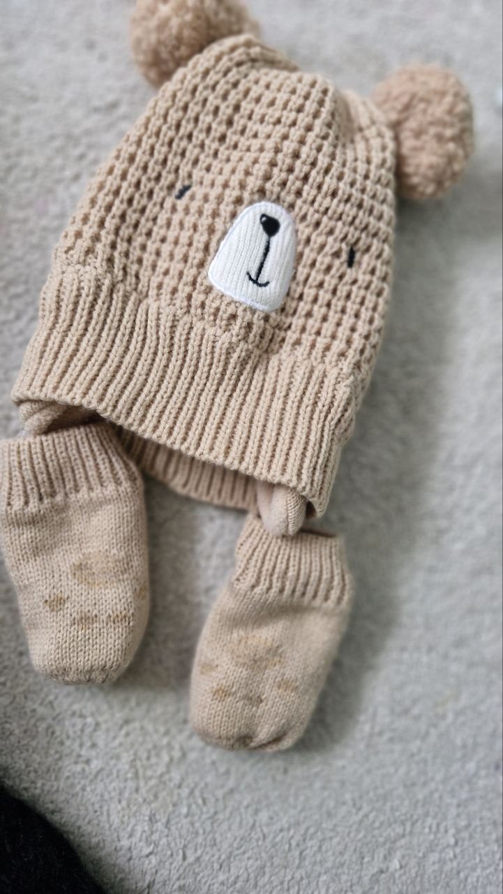 Baby set hat with gloves 6-12 months