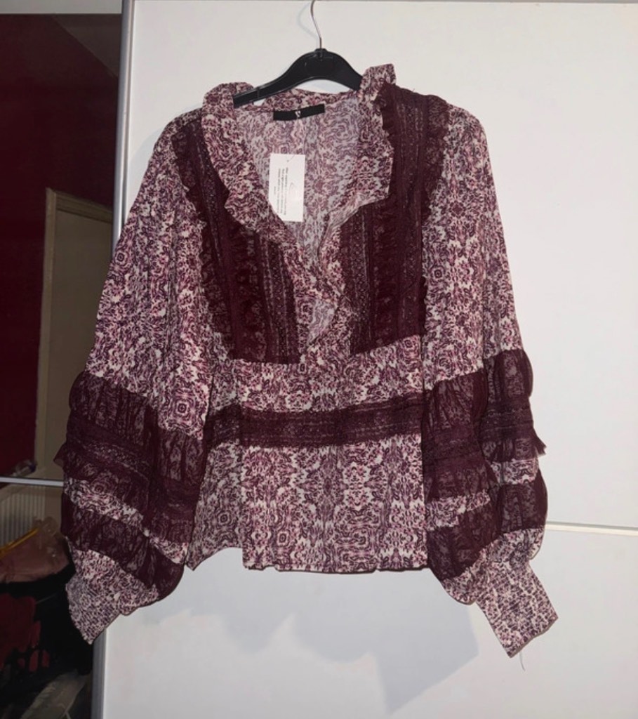 Blouse long sleeved