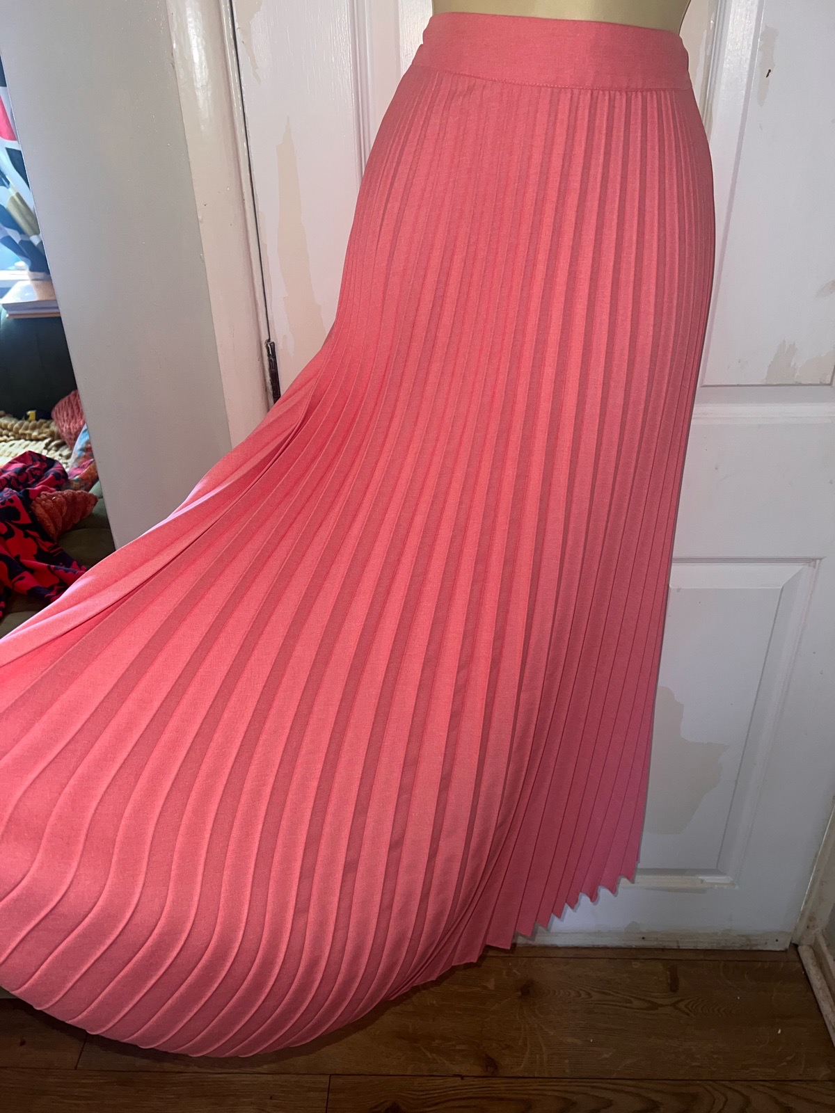 Next pink pleat skirt size 16 new special occasion