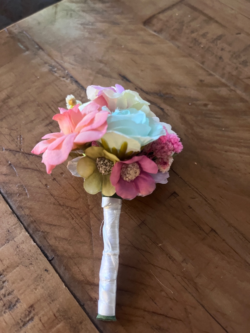 Pastel Floral Boutonniere