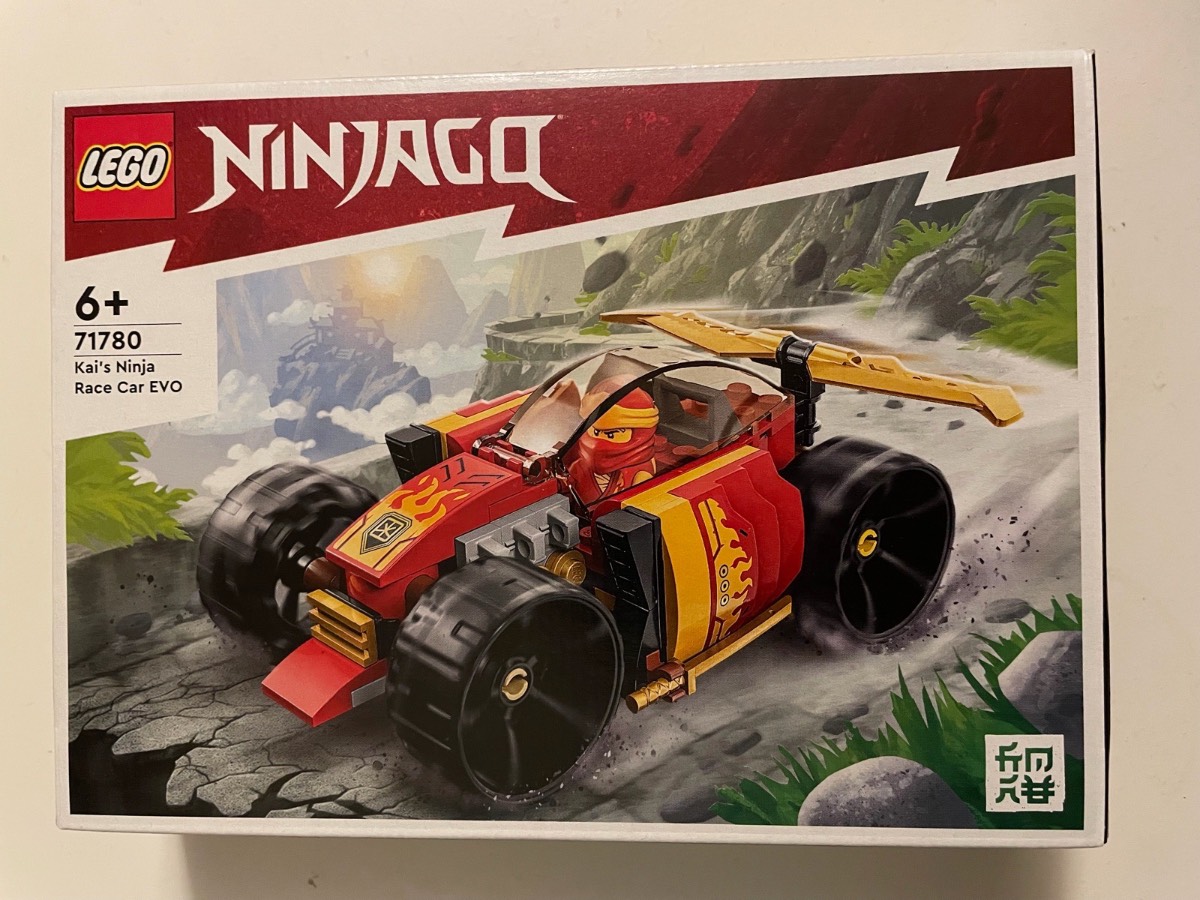 Lego Ninjago: Kai’s Ninja Race Car EVO (71780)