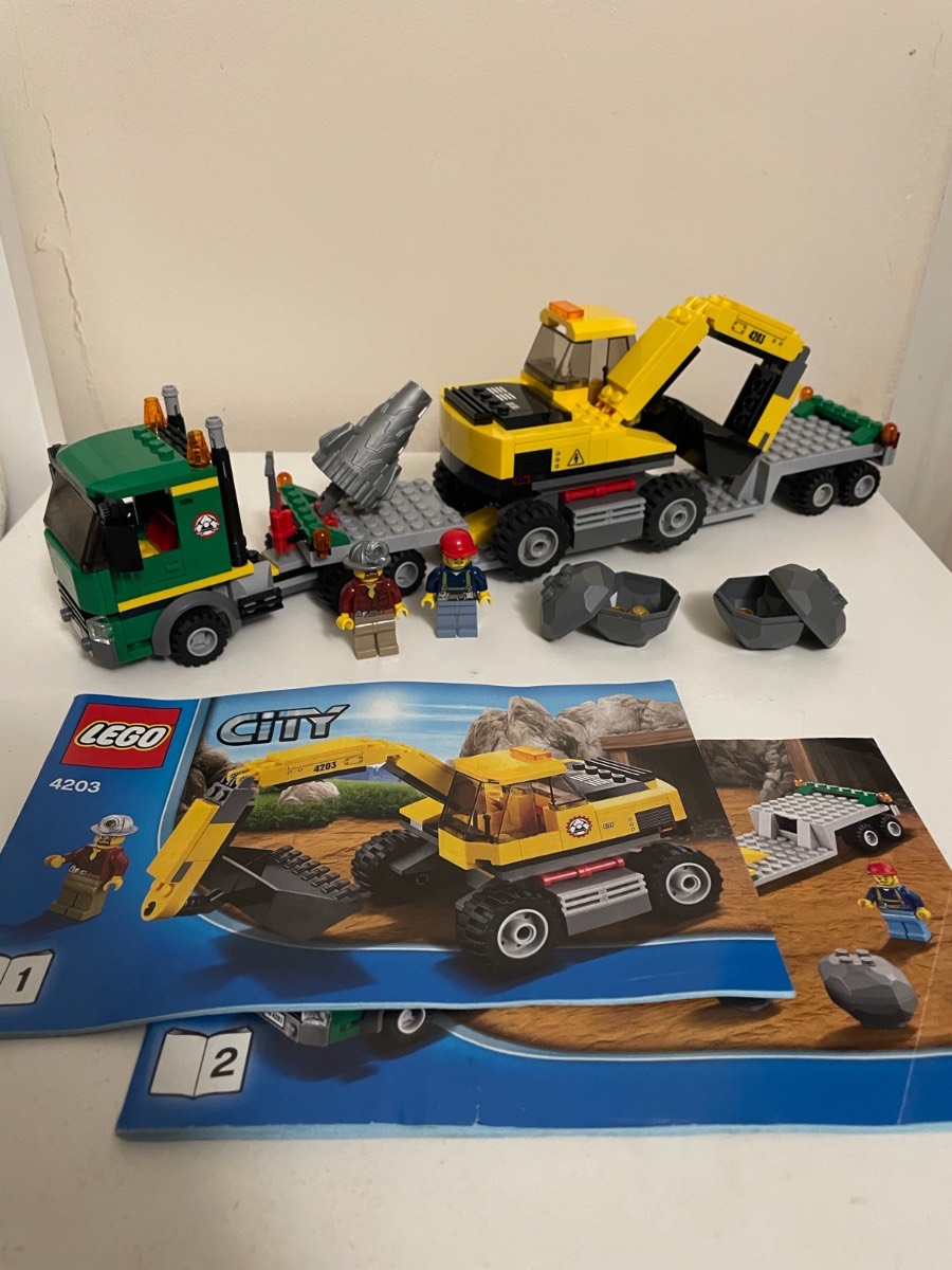 Lego City: Excavator Transporter (4203)