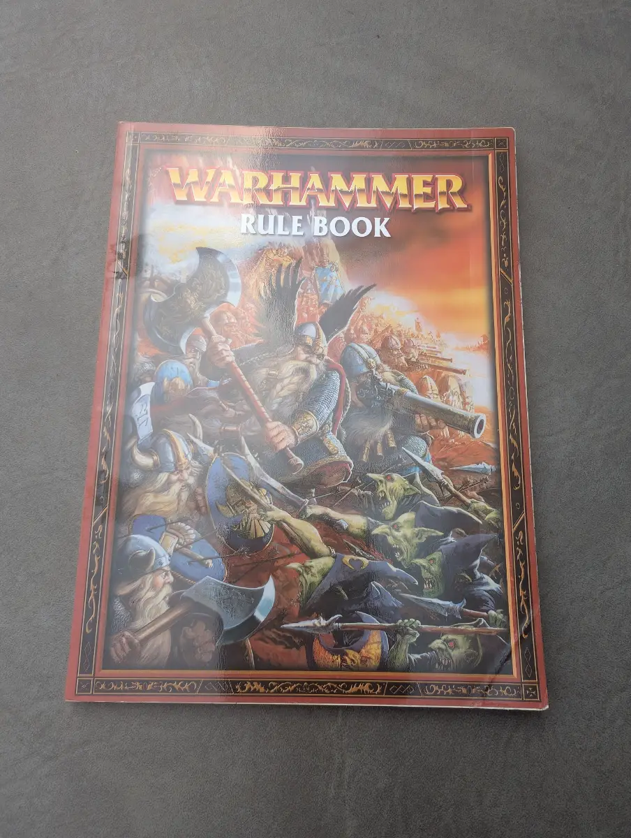 Games Workshop Warhammer Fantasy Battle 7th Edition "mini" rulebook