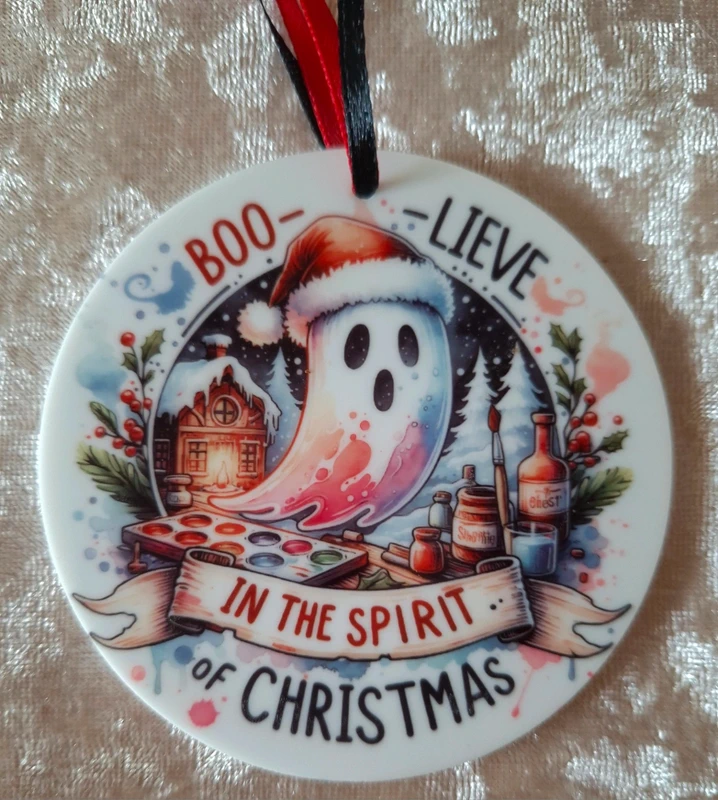 Funny Ghost Christmas Bauble – "Boo-Lieve in the Spirit of Christmas" Spooky Xmas Ornament 8cm