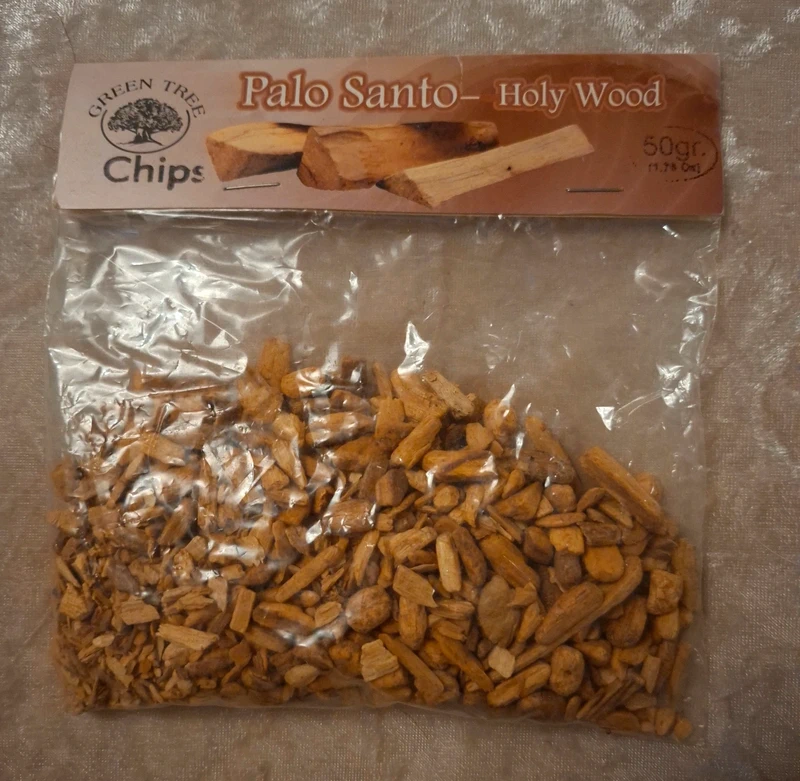 Green Tree Palo Santo Wood Chips 50g – Natural Incense Smudge Home Fragrance