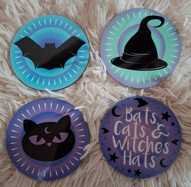 Witchy Wooden Coasters Set of 4 – Black Cat Bat Witch Hat Coffee Table Decor Gift 9.5cm