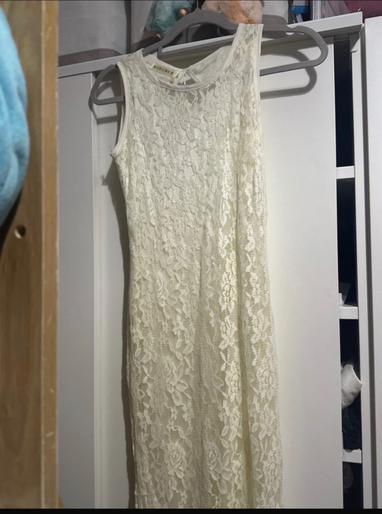 White Floral Lace Sleeveless Midi Dress