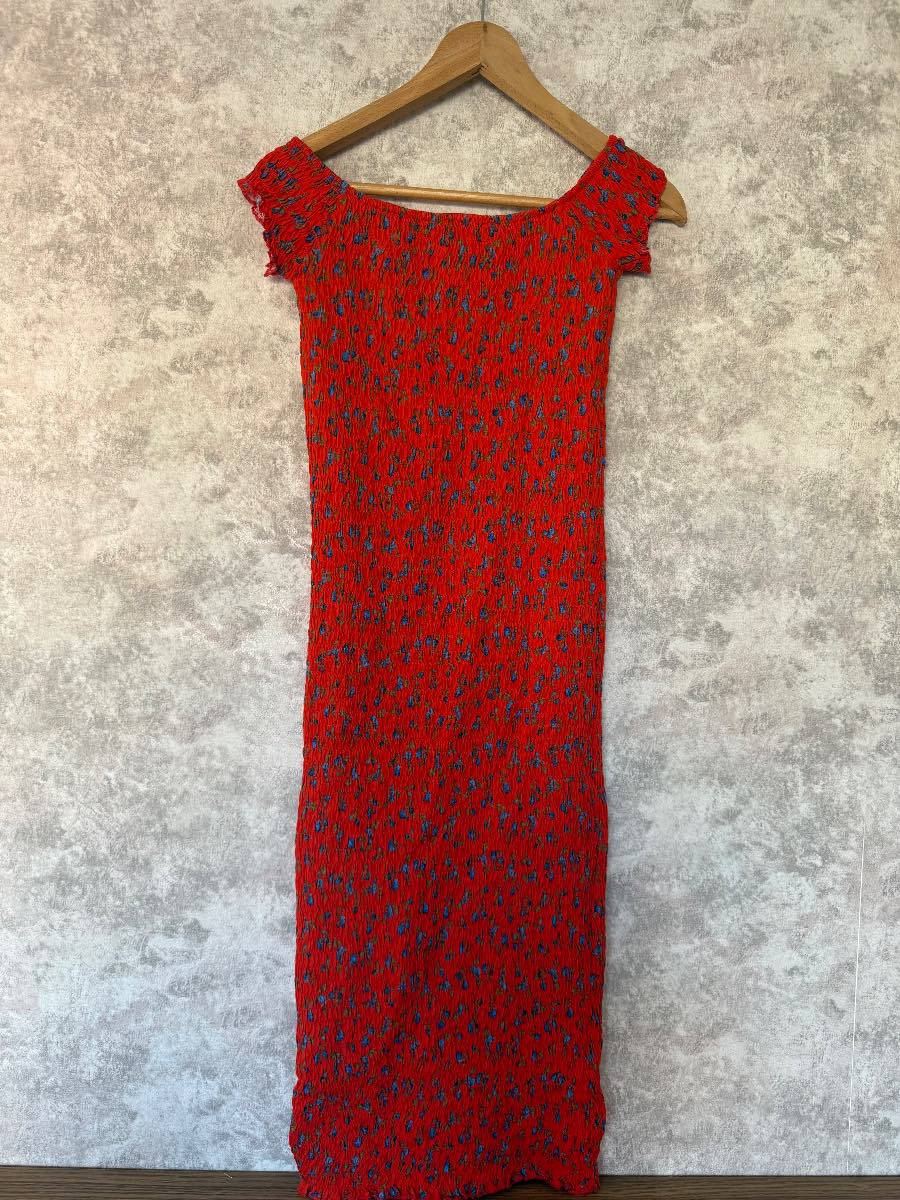 Topshop Maternity Size 8 Red Floral Smocked Bodycon Midi Dress Off-Shoulder