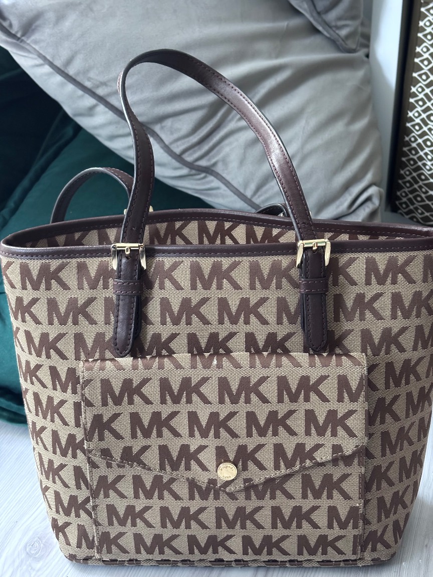 Michael Kors Jet Set Medium Snap Pocket Tote Bag