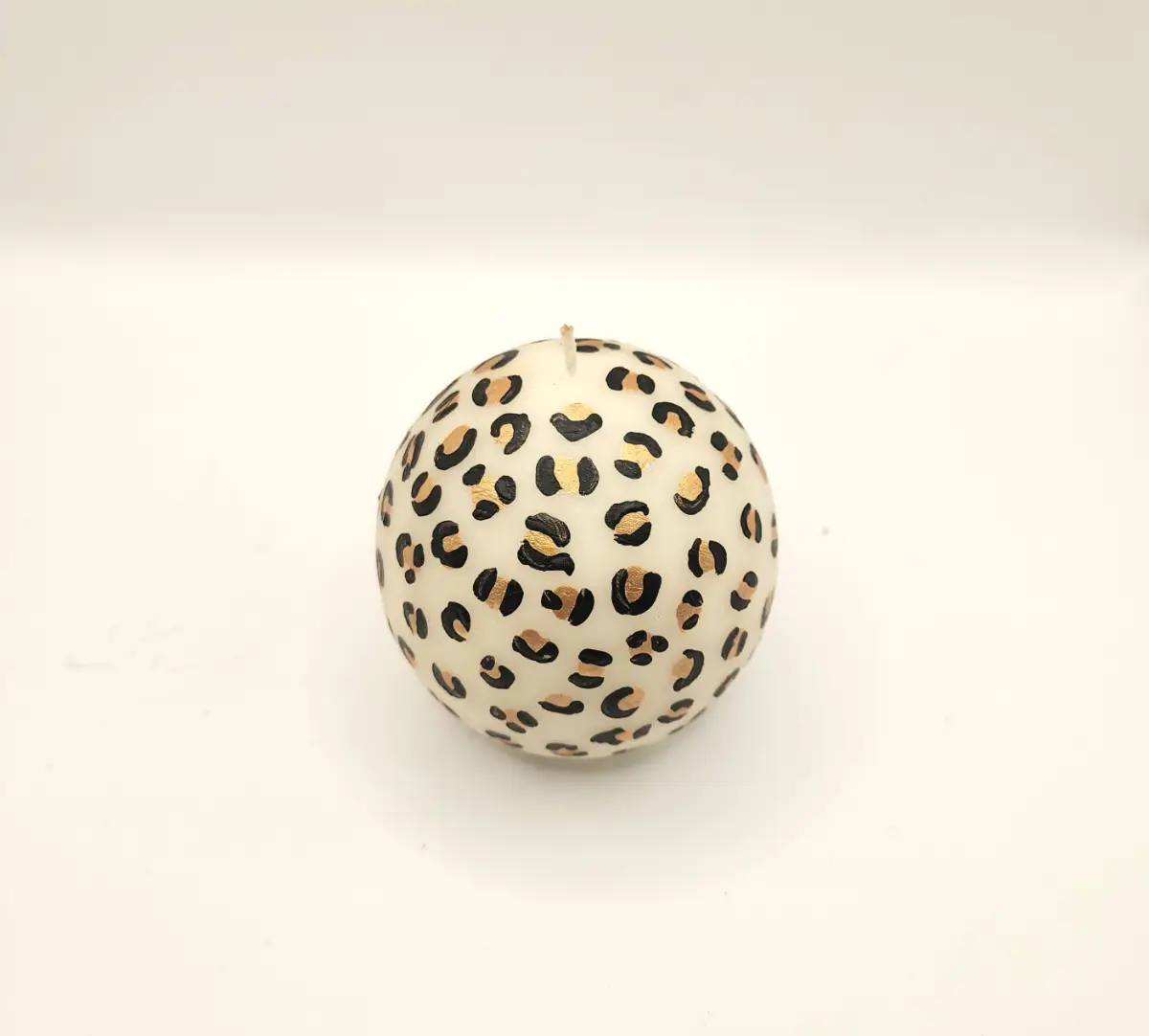 Hand painted Leopard Print round candle,  black & gold Vanilla scented