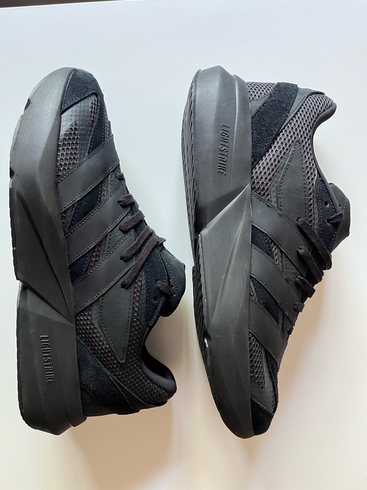 Adidas Lightblaze Trainers Shoes Men’s Size UK 11.5 Core Black Carbon Brand New