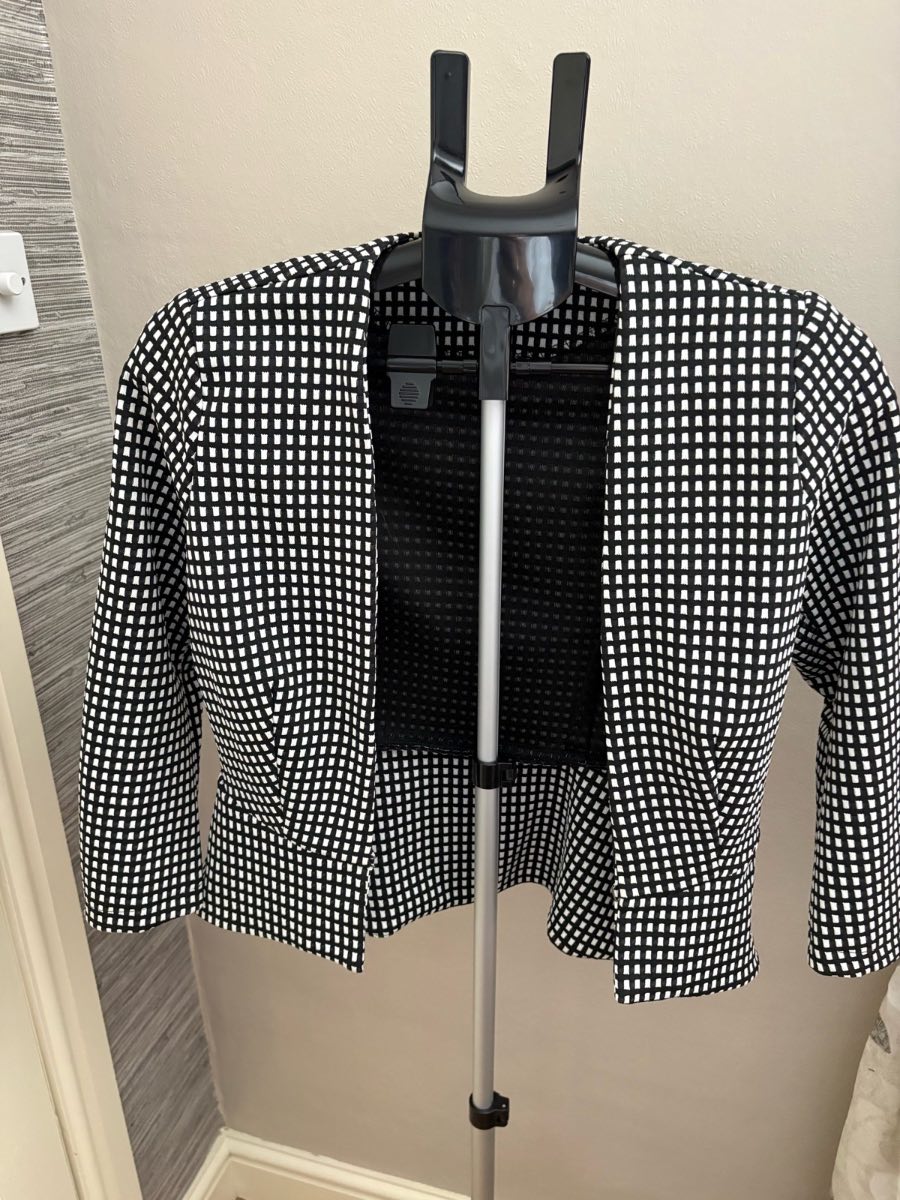 Ice black and white jacket size M