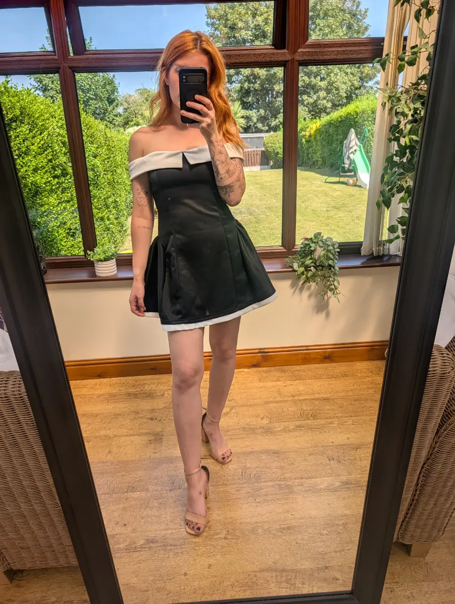 Black & White Off Shoulder Mini Dress Size S