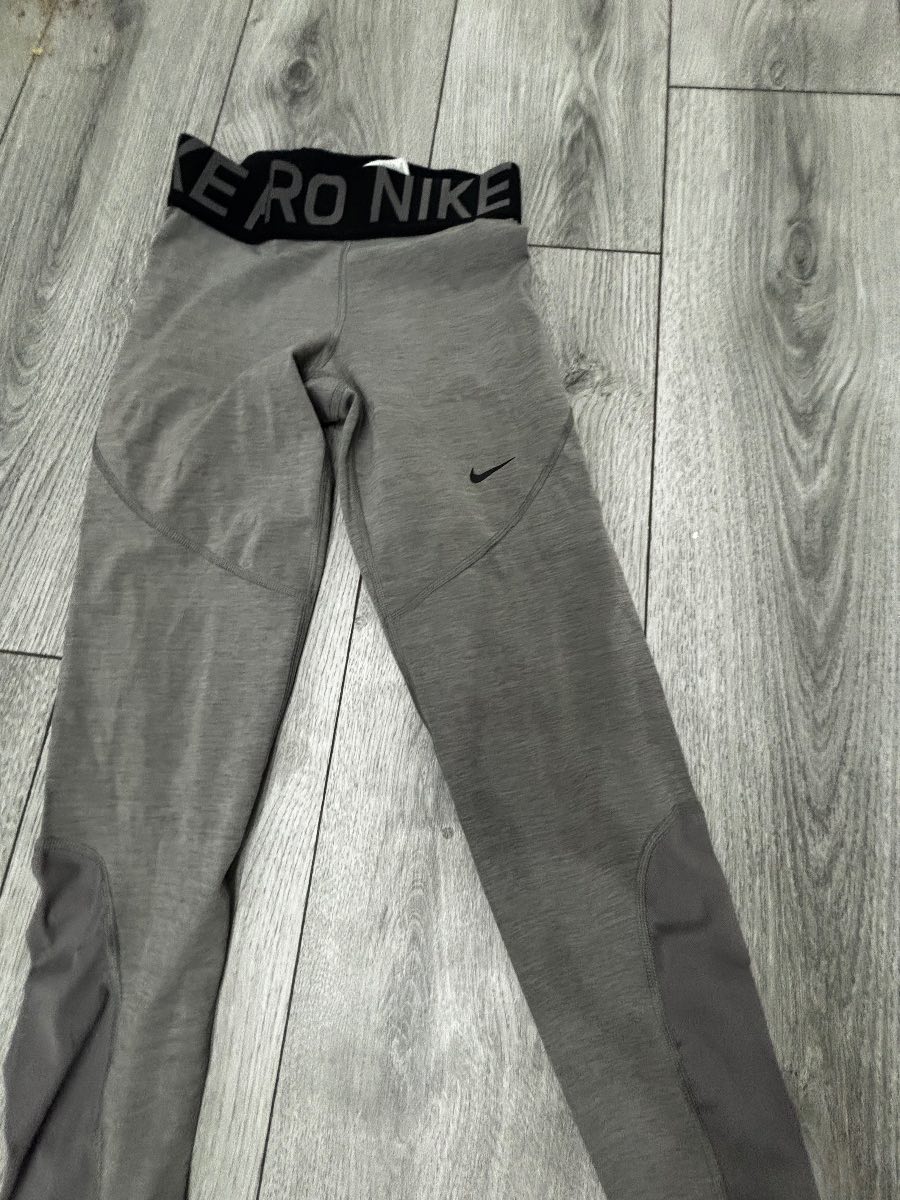 Nike gym leggings