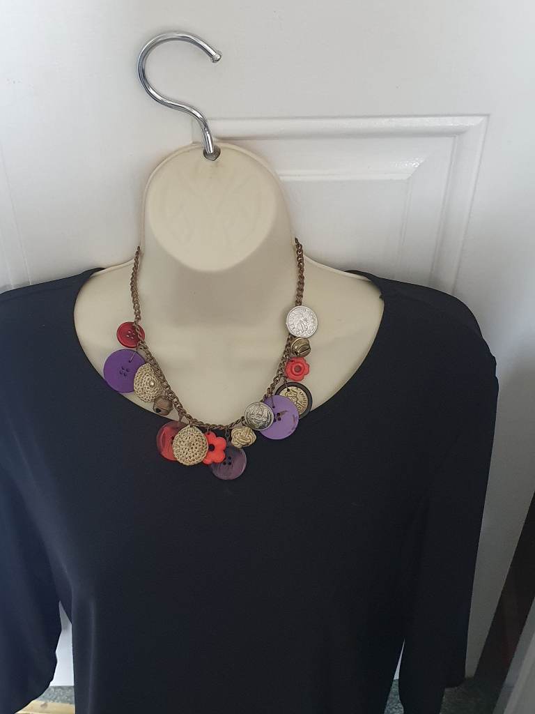 No label multi coloured  artisan metal necklace