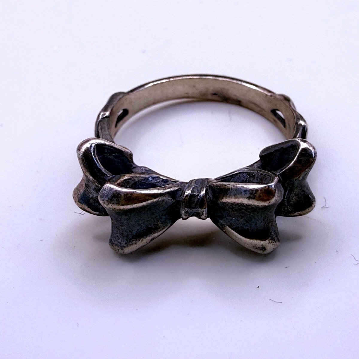 Trollbeads Sterling Silver Bow Ring Size P
